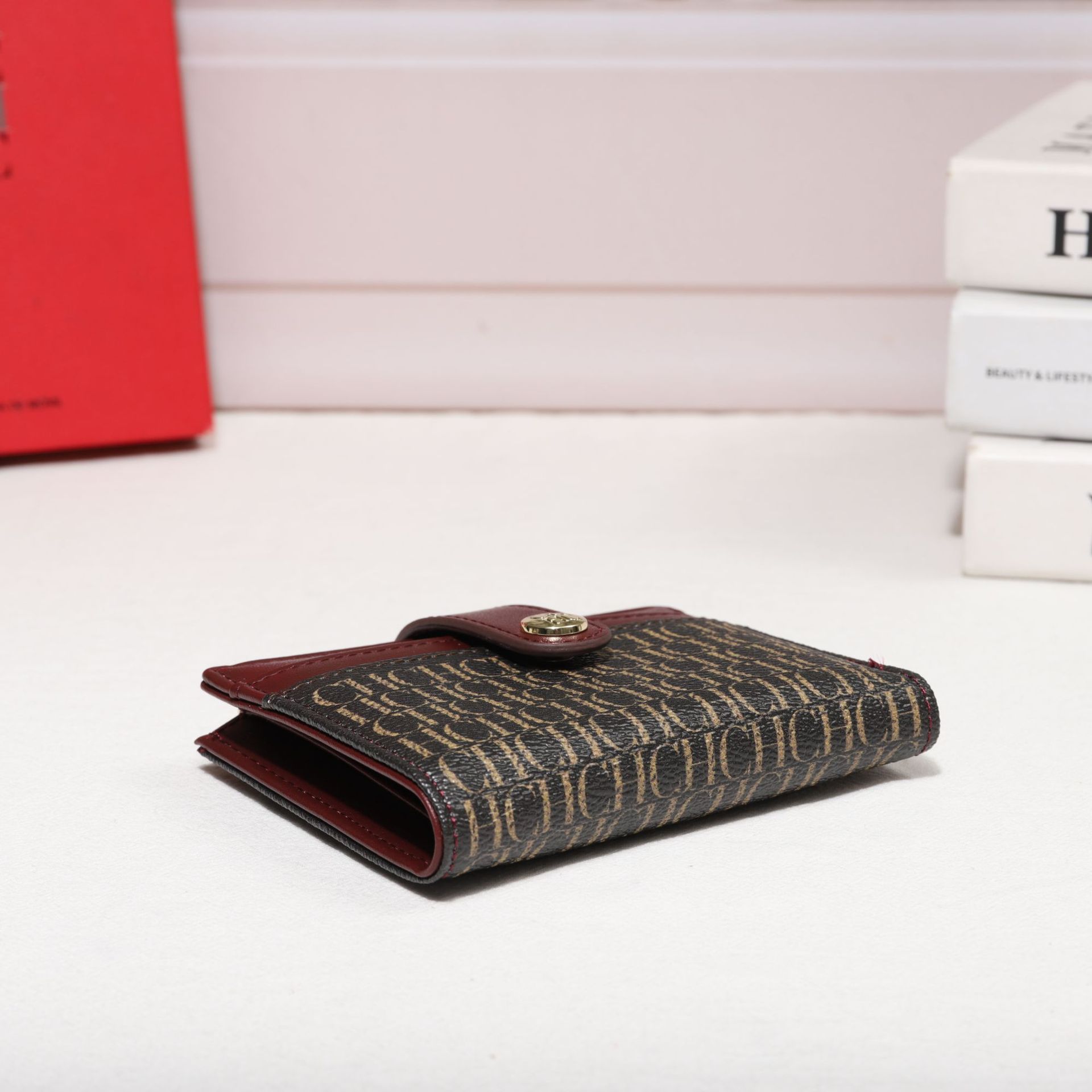 CH 2026 Nueva Mini Cartera par - Interior Design Instagram reseña y precio